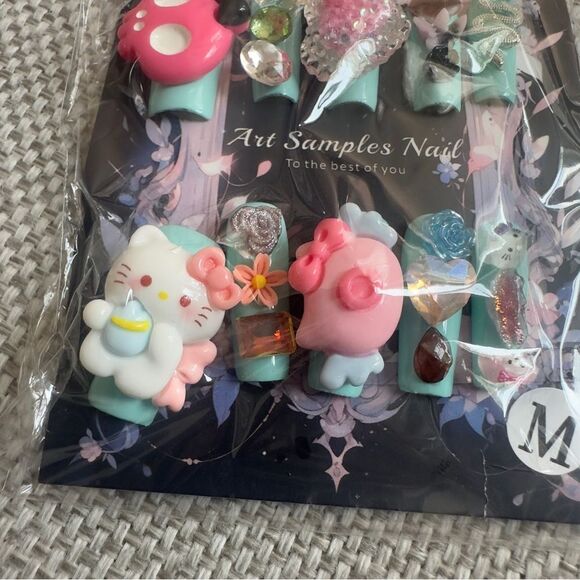 Nail Art- Cute Cartoon Nail Art Set Size Medium - Picture 6 of 13